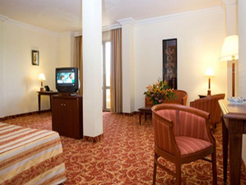 Grand Hotel Bamako Exterior foto
